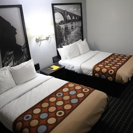 Super 8 By Wyndham Richmond Airport Va Hotel Sandston Ngoại thất bức ảnh