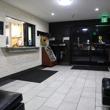 Super 8 By Wyndham Richmond Airport Va Hotel Sandston Ngoại thất bức ảnh